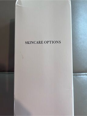 Hydrating Facial Serum - White